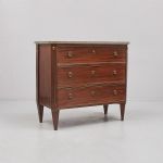 1229 7050 CHEST OF DRAWERS